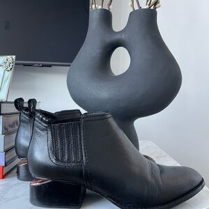 Alexander Wang ankle Boots 37 women black kori Chelsea cut out rose gold